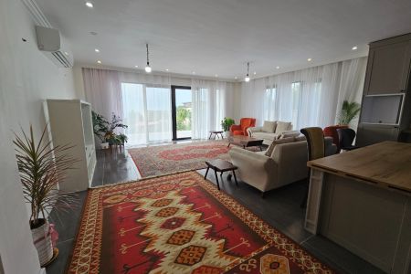 اجاره خانه مبله در رودبار - کیاباد تخت - همکف