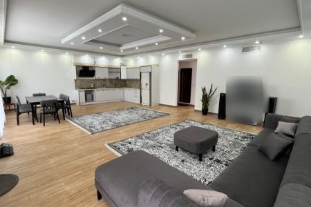اجاره ویلا استخردار در چهارباغ - زعفرانیه
