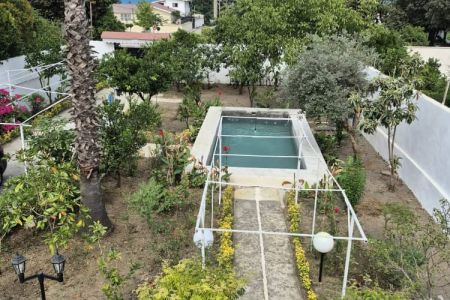 خانه ویلایی با استخر روباز در رامسر - همکف