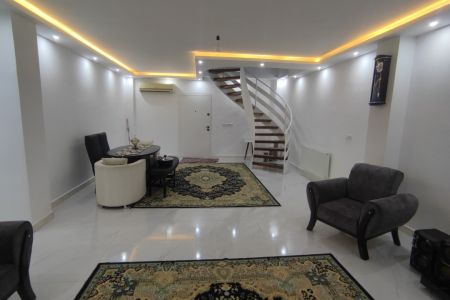 ویلا دوبلکس با تراسی رو به دریا در بندرانزلی