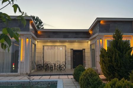 ویلا استخردار در چهارباغ - محمدآباد افشار