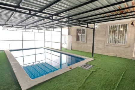 ویلا استخردار در چهارباغ - ابراهیم آباد