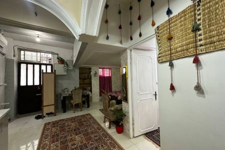 سوئیت در سبزه میدان رشت - همکف