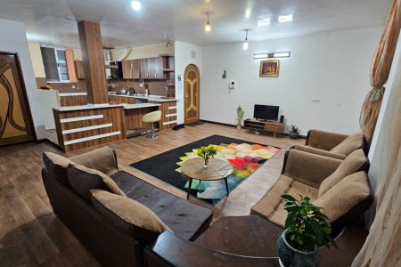 اجاره خانه مبله در باغ بهادران - کرچگان