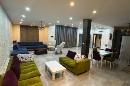 اجاره ویلا استخردار در چهارباغ