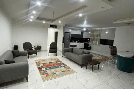 اجاره ویلا استخردار در چهارباغ - شهرک زعفرانیه