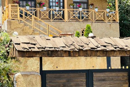 Renting a villa on Chalus - Tovir Road