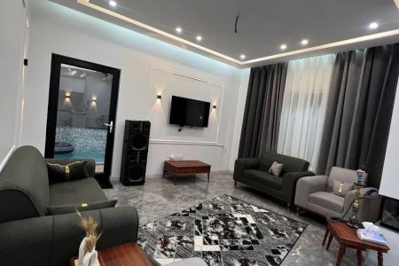 اجاره ویلا استخردار در چهارباغ - رامجین