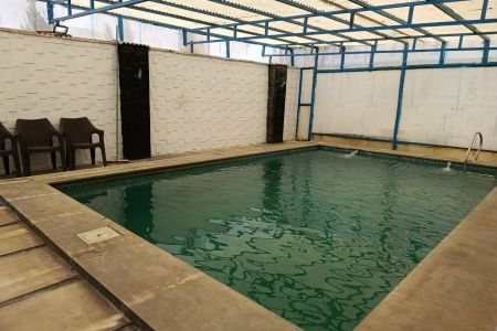 ویلا استخردار در چهارباغ - عرب آباد خسروی