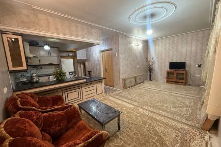 Renting a furnished suite in Kashan - below the ground floor