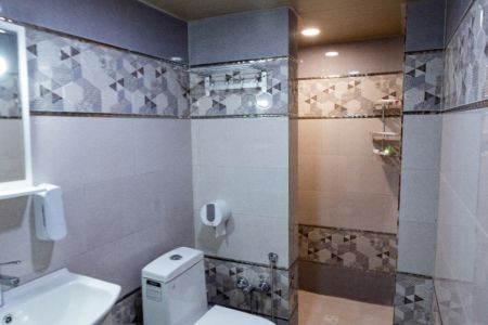 سوئیت با چشم انداز دریا در بندر انزلی - همکف