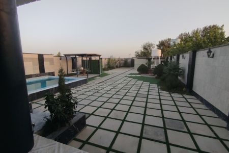 اجاره ویلا استخردار در چهارباغ - شهرک کامرانیه
