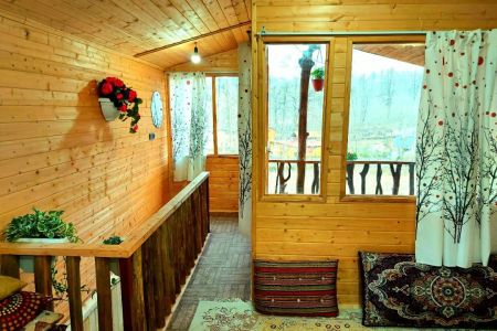 Renting a wooden hut in Lafur - Imam Kola