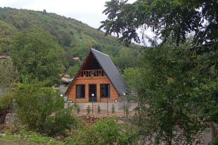کلبه سوئیسی در شاندرمن - نیلاش