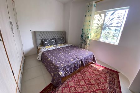 خانه با ویو دریاچه در لفور - میرارکلا