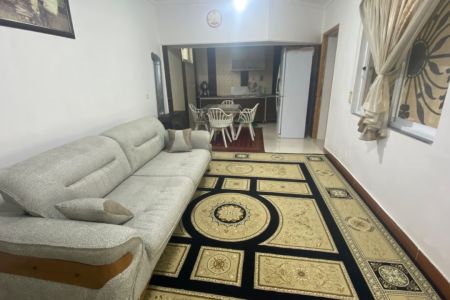 خانه با ویو دریاچه در لفور - میرارکلا