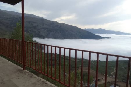 کلبه تراس دار در جاده چلاو فیلبند - سه خوابه