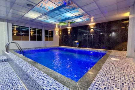 ویلای استخردار نزدیک دهکده ساحلی در انزلی