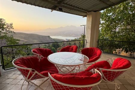 Renting a villa in Taleqan - Zidasht