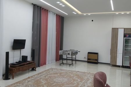 اجاره ویلا استخردار در چهارباغ - ملک آباد