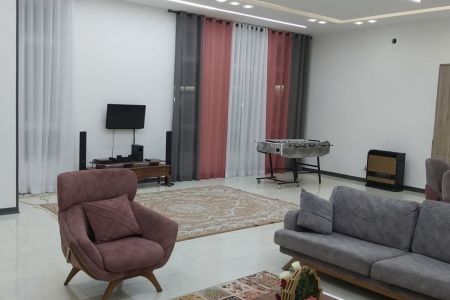 اجاره ویلا استخردار در چهارباغ - ملک آباد