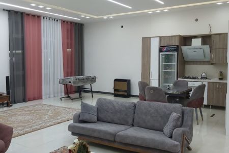 اجاره ویلا استخردار در چهارباغ - ملک آباد