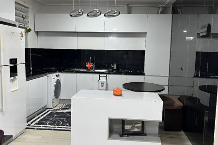 اجاره خانه ویلایی در جاده سراوان - گلسرک