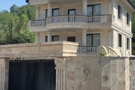 ویلا تریپلکس استخردار در فومن - گشت رودخان