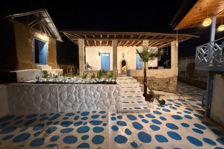 خانه با استخر و معماری خاص در حومه تنکابن