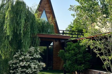 کلبه سوئیسی در گیسوم - پیرهرات