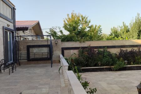 ویلا استخردار در چهارباغ - جاده سهیلیه