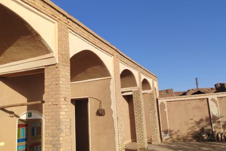 بوم گردی در ابوزید آباد - یزدلان - واحد ۲