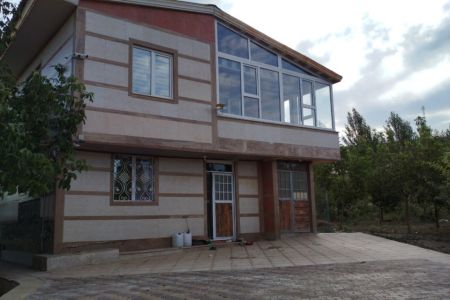 اجاره خانه بالکن دار در نمین - خانقاه سفلی