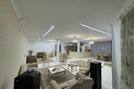 ویلا استخردار در شهریار - کردامیر - پنج خوابه