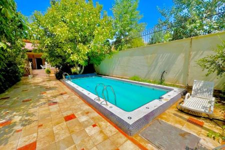 اجاره ویلا با استخر روباز در چهارباغ - آغچه حصار