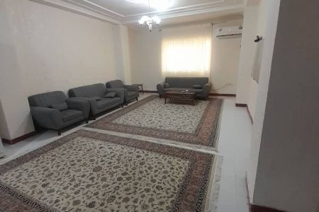 اجاره خانه در شهرک نریمان قشم - طبقه اول