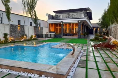 ویلا استخردار در رودهن - خورین