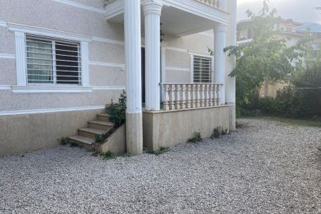اجاره خانه ویلایی در کلاردشت - حسنکیف