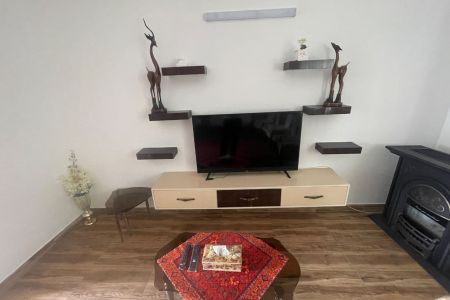 خانه حیاط دار در چالوس - فرج آباد - همکف