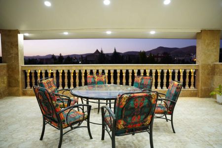 اجاره ویلا استخردار در شیراز - شهر صدرا