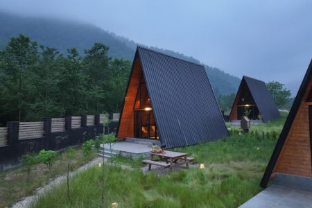 دهکده گردشگری در لفور - رئیسکلا - کلبه ۲