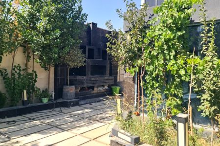 ویلا دوبلکس استخردار در چهارباغ - قاسم گرجی