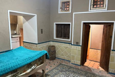 سوئیت سنتی در ابیانه - همکف - واحد ۳