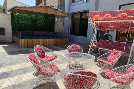 فيلا بمسبح في رودهن - خورين - الوحدة 1