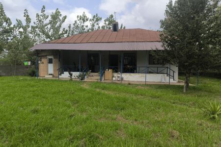 خانه روستایی حیاط دار در صومعه سرا - مرکیه