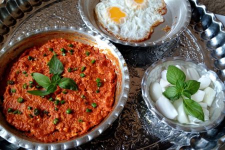 سوئیت سنتی در دامغان - بخش آباد  - واحد ۱