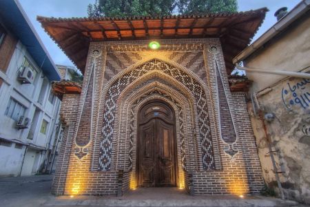 خانه سنتی تاریخی با معماری عصر قاجار در بابل