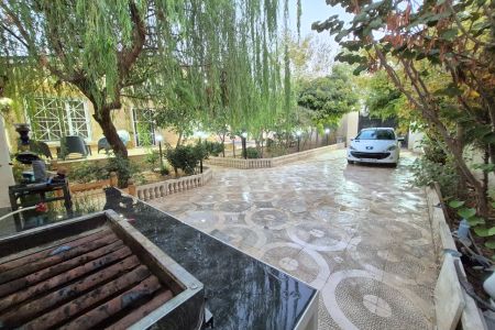 ویلا در چهارباغ - عرب آباد خسروی
