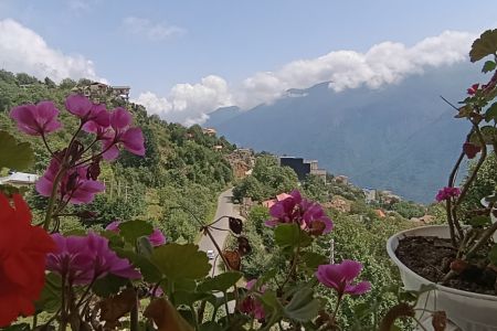 ویلا دوبلکس با تراسی رو به کوه در تنکابن