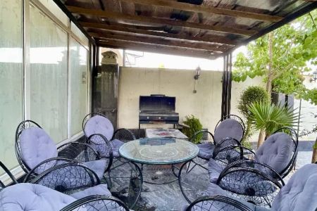 اجاره ویلای استخردار در چهارباغ - سنقرآباد